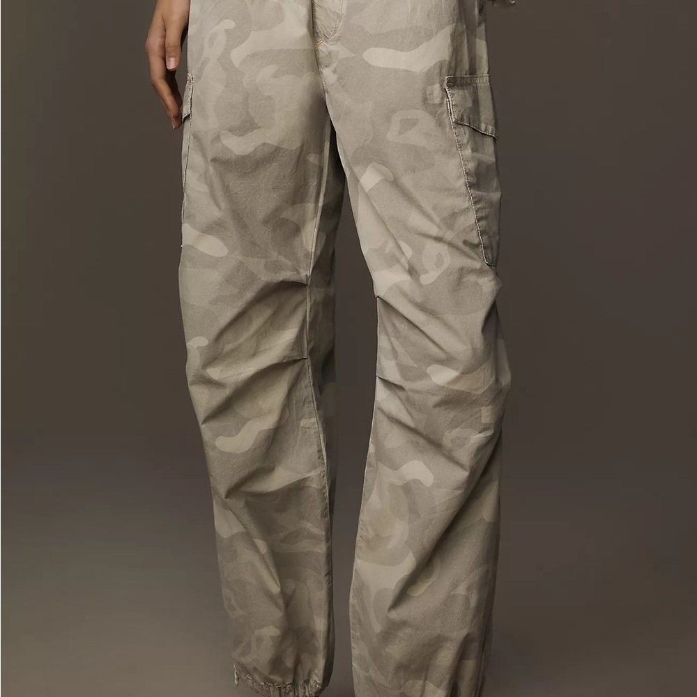 Anthropologie Light Tan Camo Cargo Joggers - Picture 2 of 8